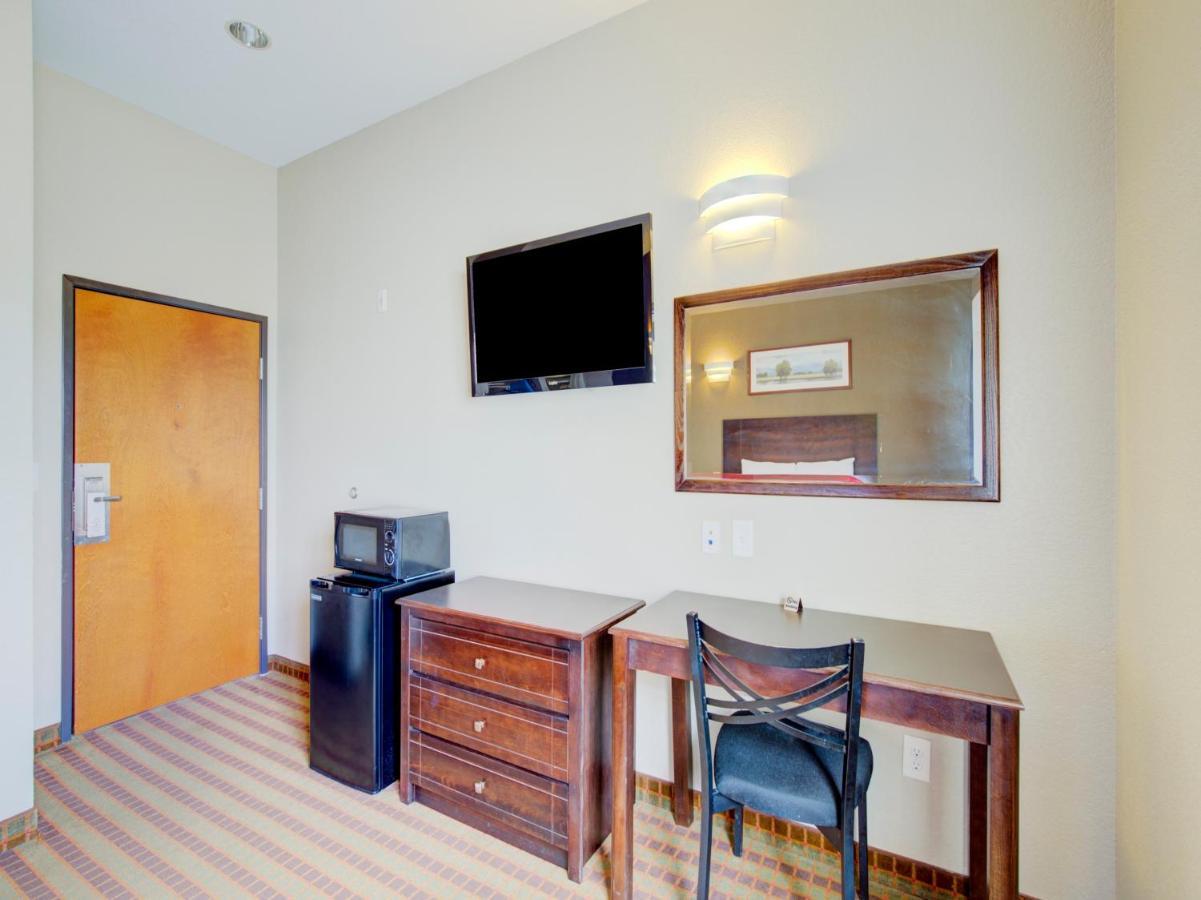 Hotel Dilley Grand Extérieur photo