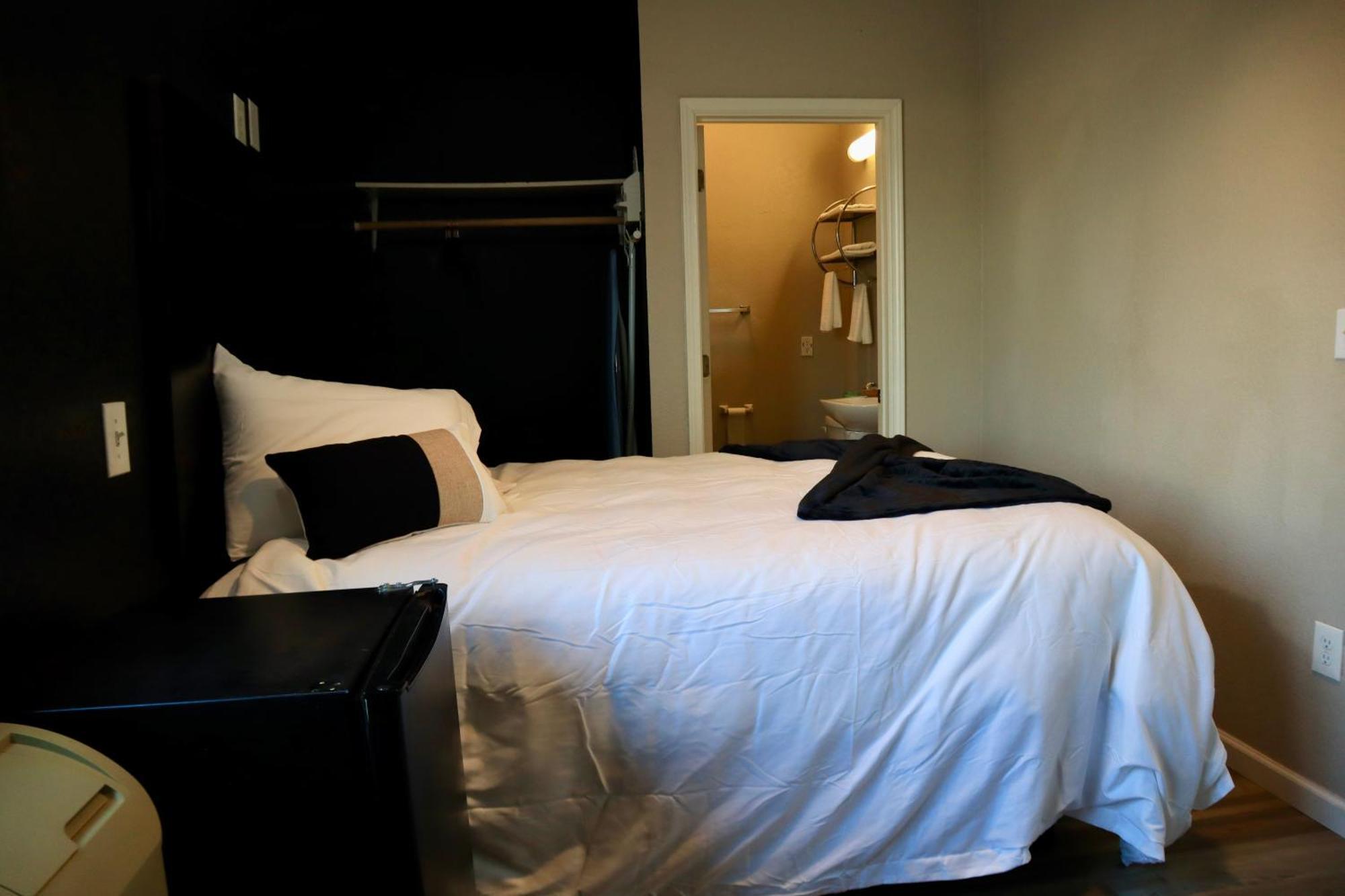 Hotel Dilley Grand Chambre photo